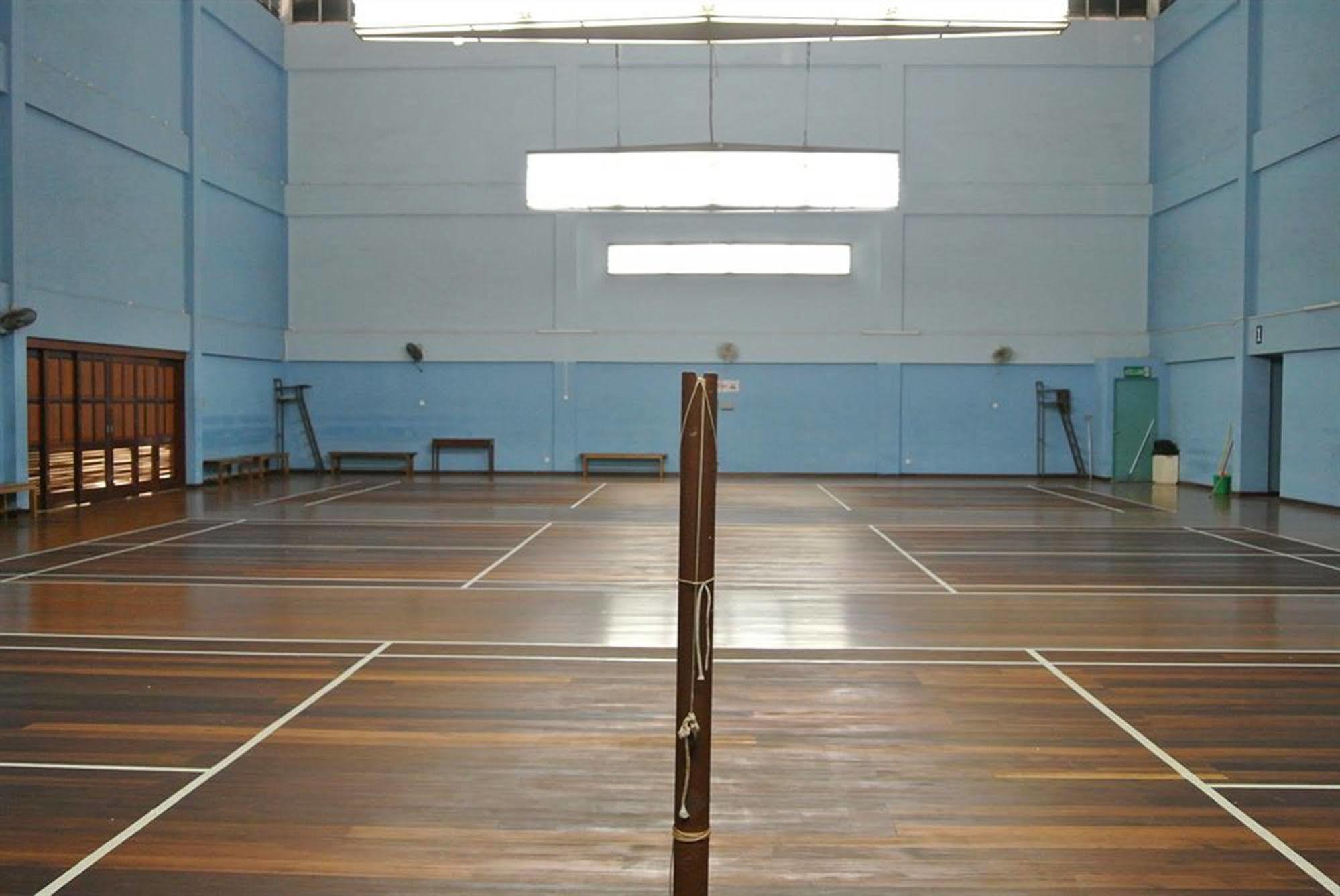 Хостел Ymca Penang Джорджтаун Экстерьер фото